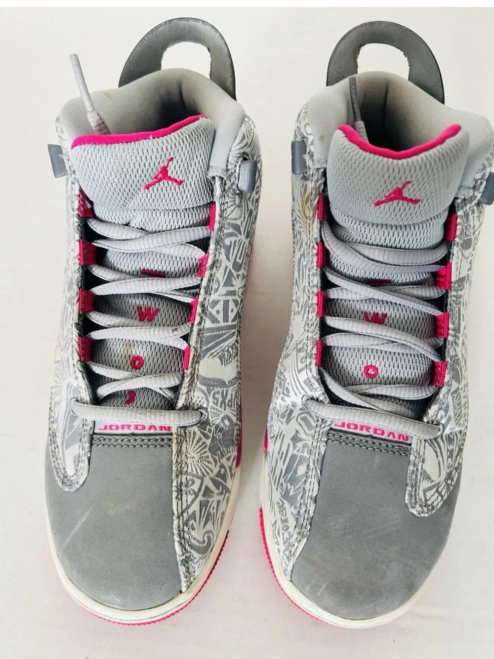 Air Jordan | Girls Dub Zero GG Wolf Grey Hyper Pink Youth Size 5.5Y Basketball